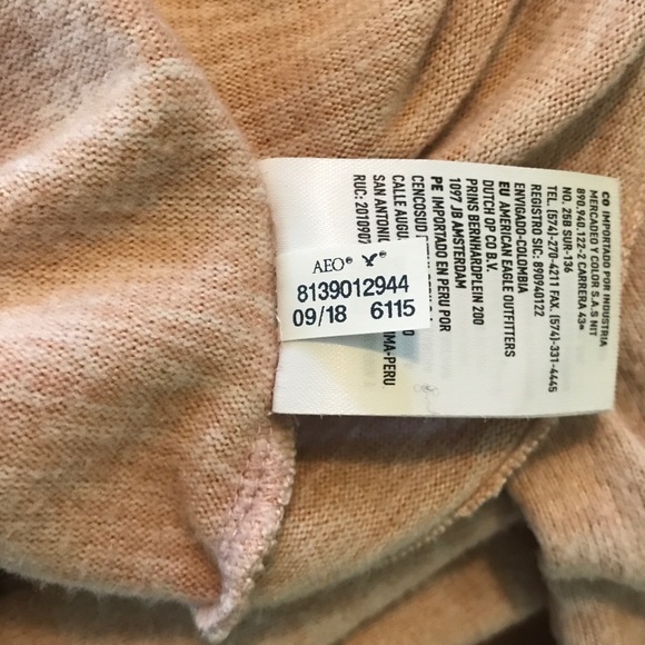 EUC American Eagle Soft & Sexy Plush Sweater - Picture 13 of 13